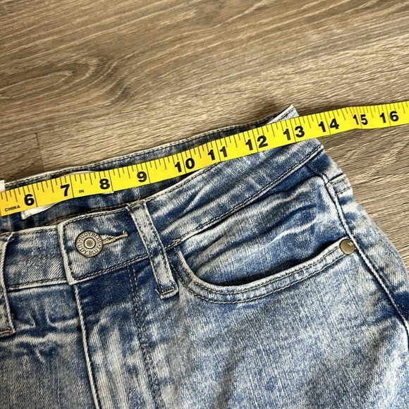 NWT Judy Blue Women’s Skinny Fit High-Rise Distressed Jeans in Acid Wash Sz 3/26 - Picture 10 of 14